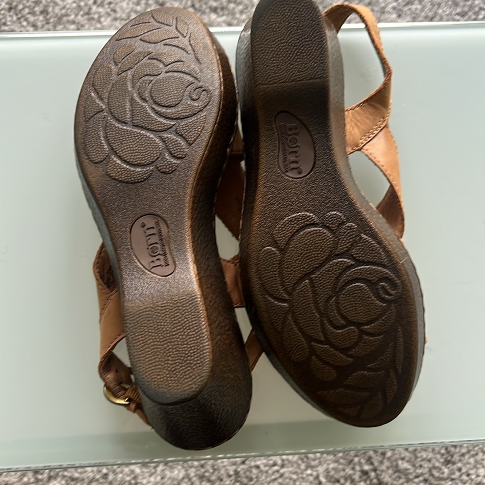 Born Women's Tan Leather Sandals size 8 - Picture 4 of 14